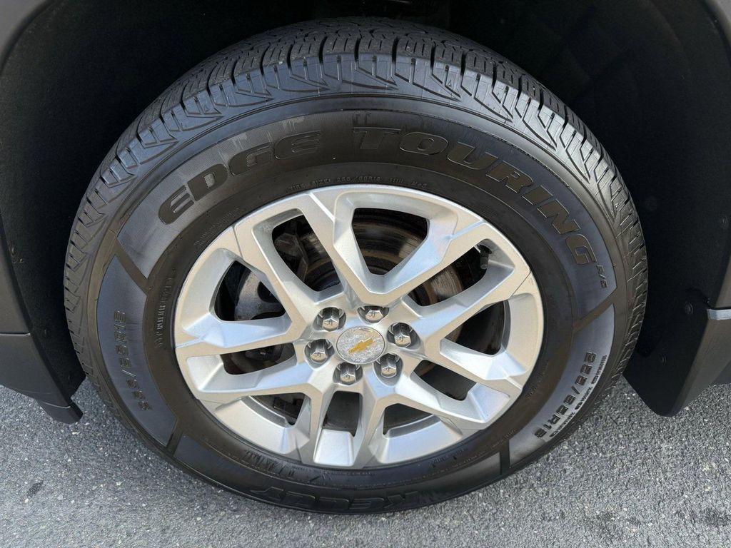 used 2020 Chevrolet Traverse car, priced at $16,481