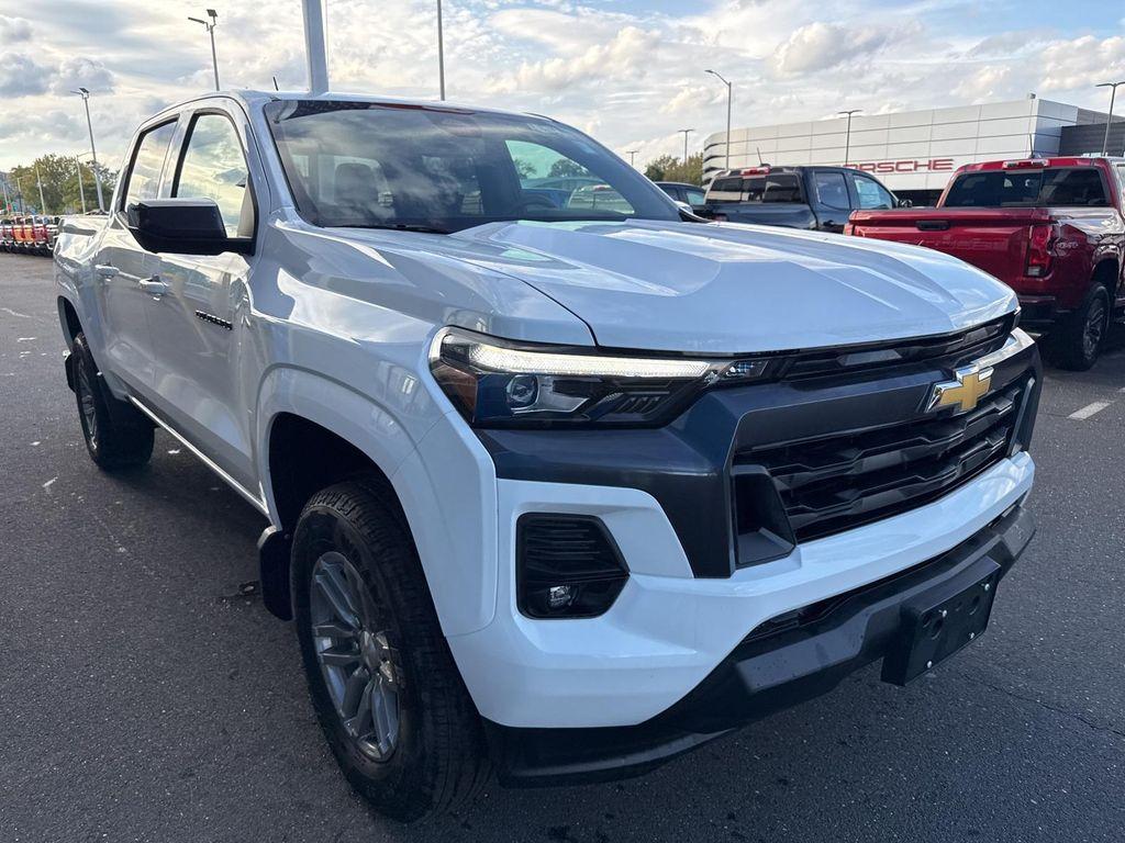 new 2025 Chevrolet Colorado car, priced at $40,730
