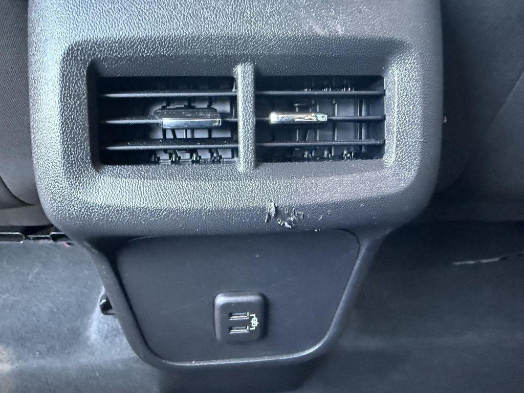 used 2023 Chevrolet Equinox car, priced at $19,980