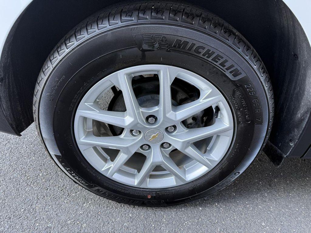 used 2023 Chevrolet Equinox car, priced at $19,980