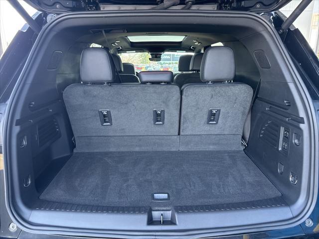 used 2024 Chevrolet Traverse car, priced at $51,980
