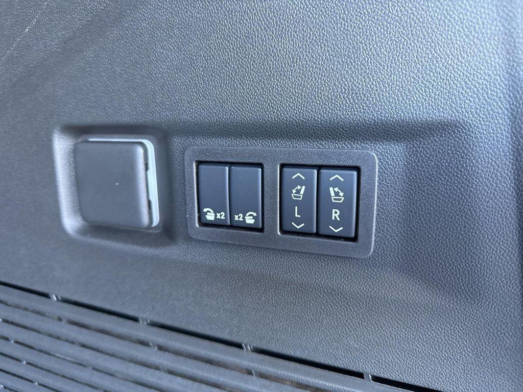 new 2025 Chevrolet Tahoe car, priced at $78,960