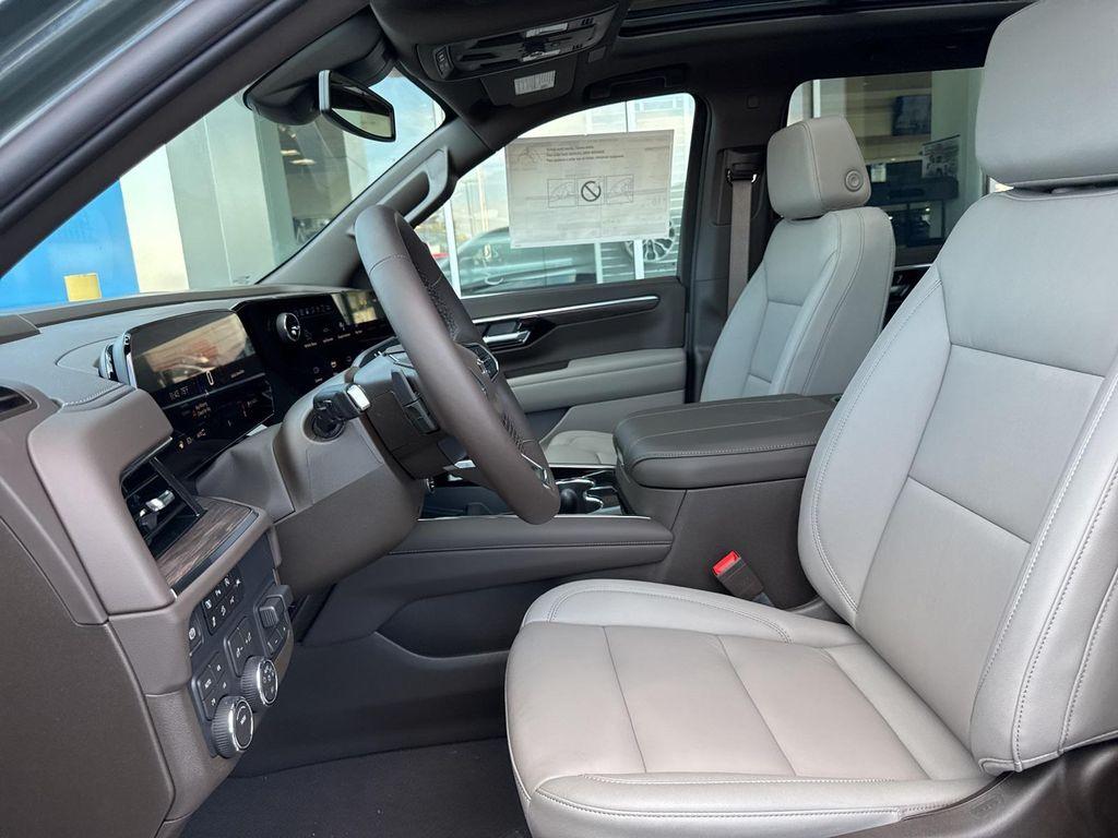 new 2025 Chevrolet Suburban car, priced at $82,384