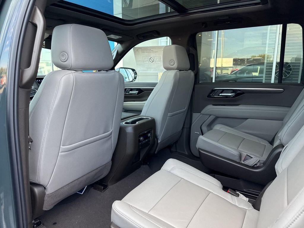 new 2025 Chevrolet Suburban car, priced at $82,384