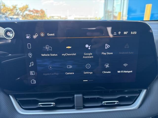 new 2026 Chevrolet Equinox car, priced at $32,215