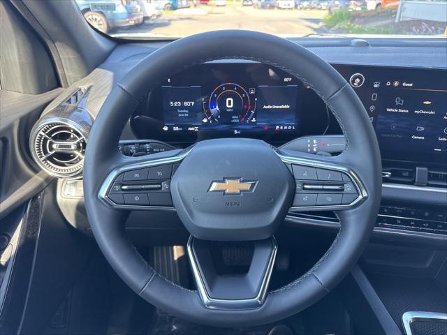 new 2026 Chevrolet Equinox car, priced at $32,215