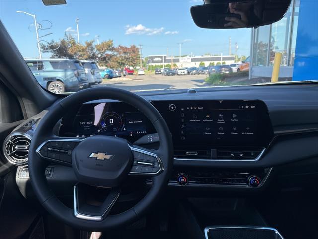 new 2026 Chevrolet Equinox car, priced at $32,215