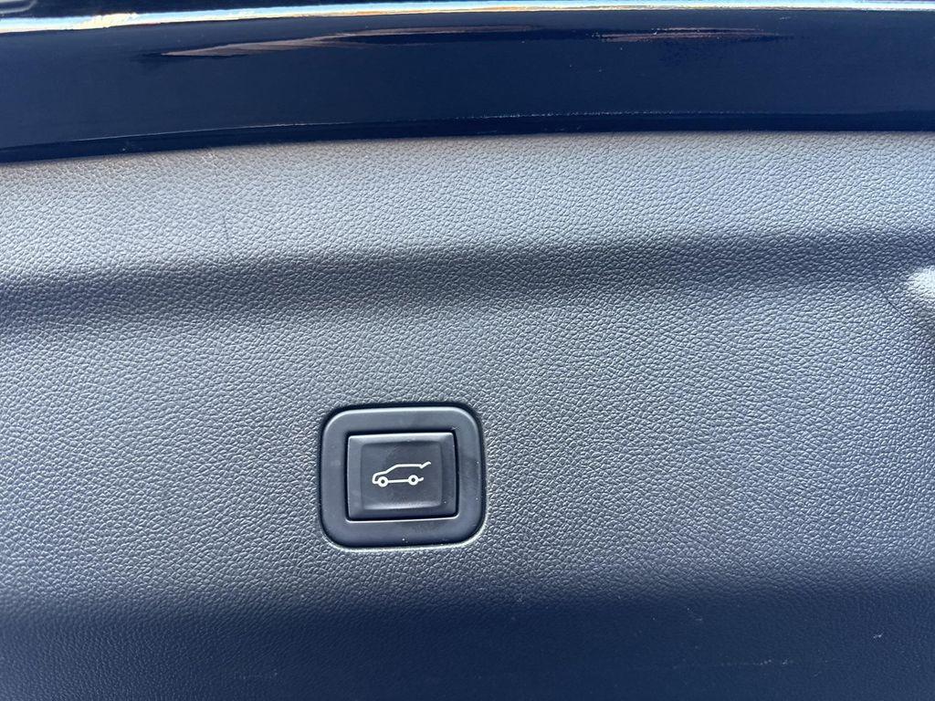 used 2023 Chevrolet Suburban car, priced at $47,899