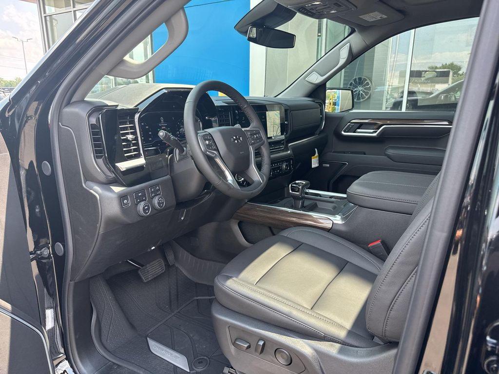 new 2025 Chevrolet Silverado 1500 car, priced at $66,305