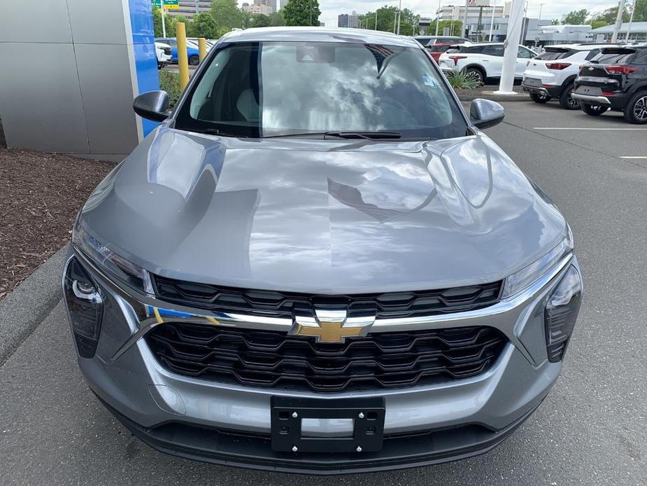 new 2024 Chevrolet Trax car, priced at $21,965