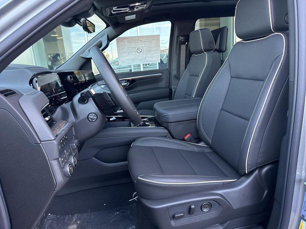 new 2026 Chevrolet Suburban car, priced at $89,920