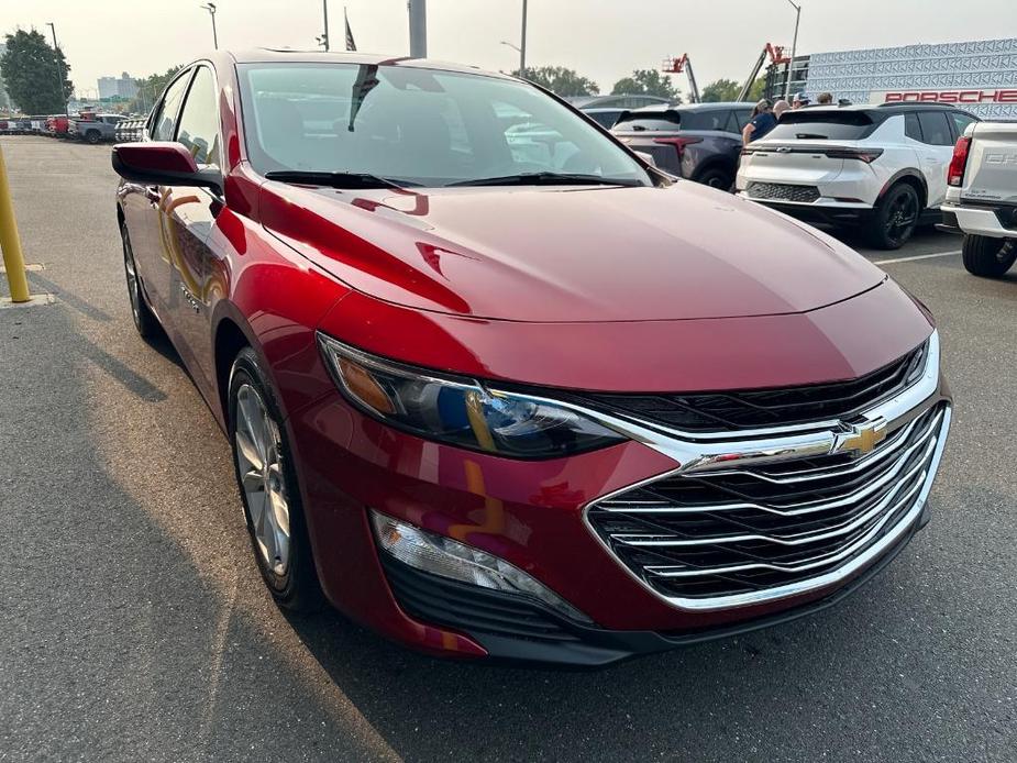 new 2025 Chevrolet Malibu car, priced at $28,640