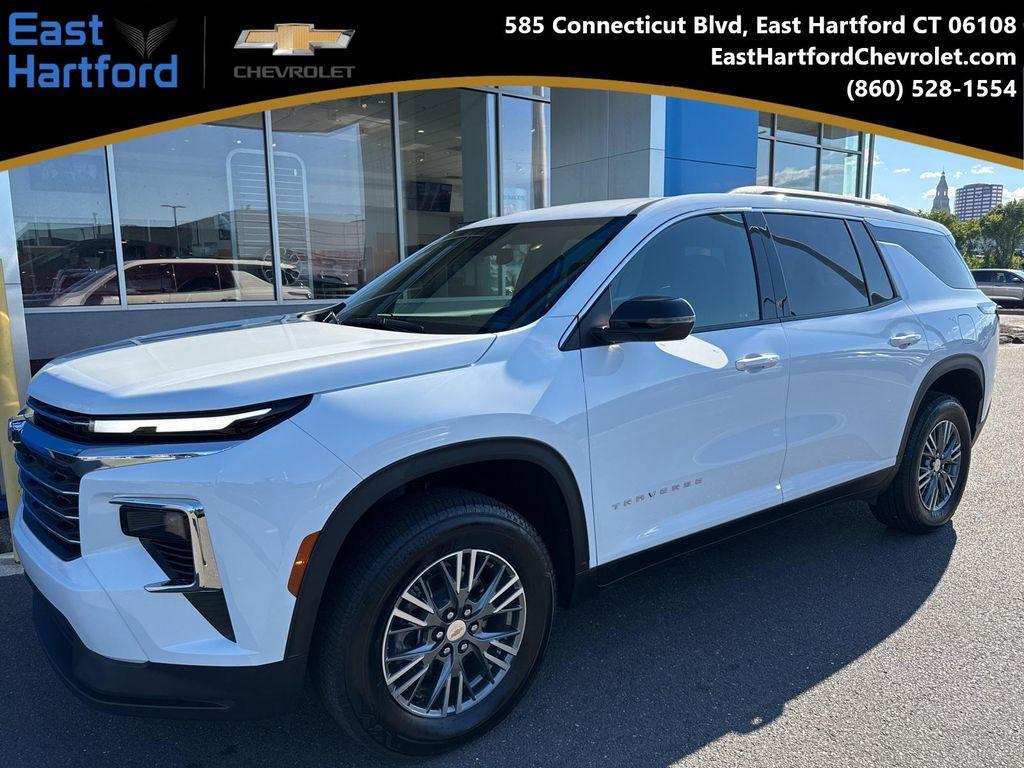 used 2025 Chevrolet Traverse car, priced at $39,980