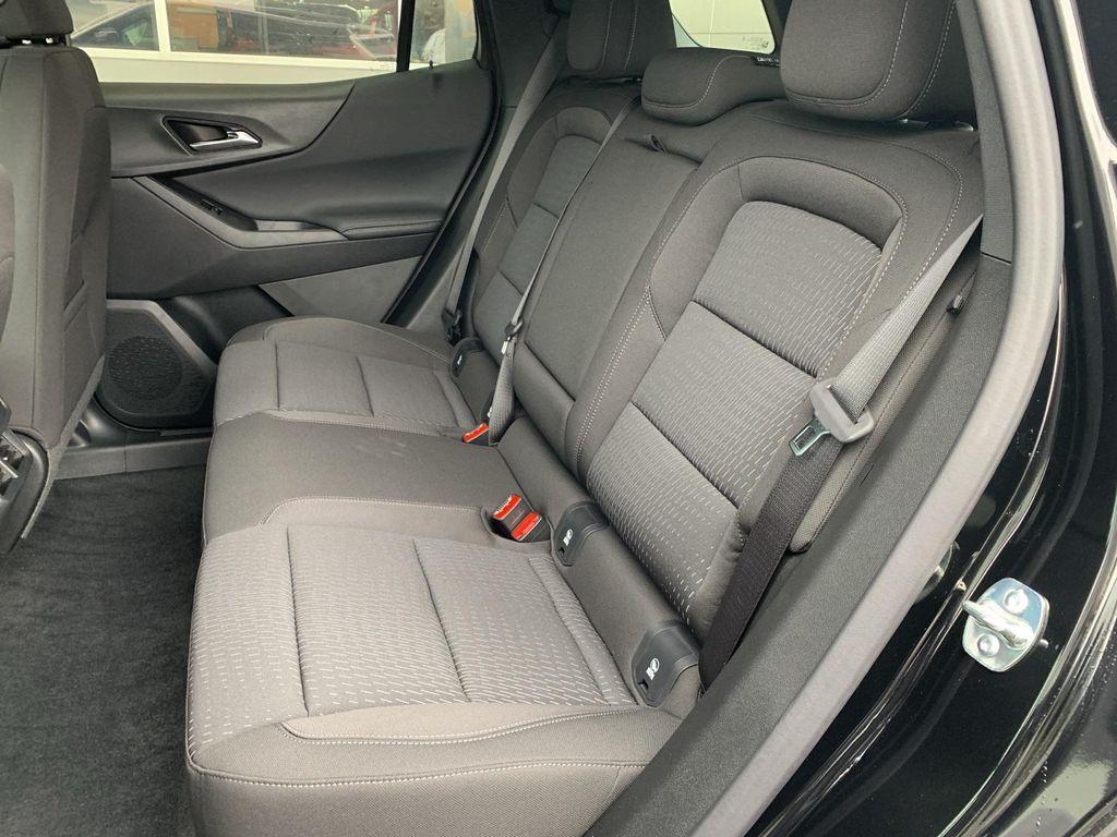 new 2026 Chevrolet Equinox car, priced at $29,960