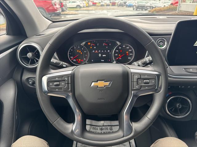 new 2025 Chevrolet Blazer car, priced at $39,805