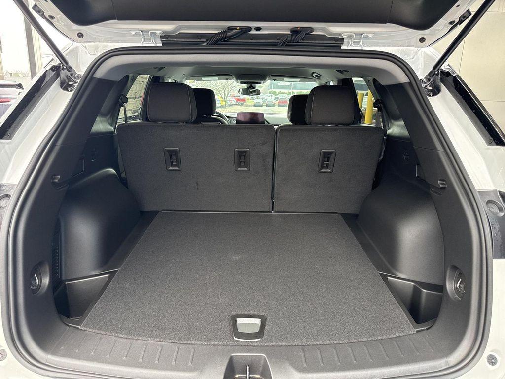 new 2025 Chevrolet Blazer car, priced at $37,105