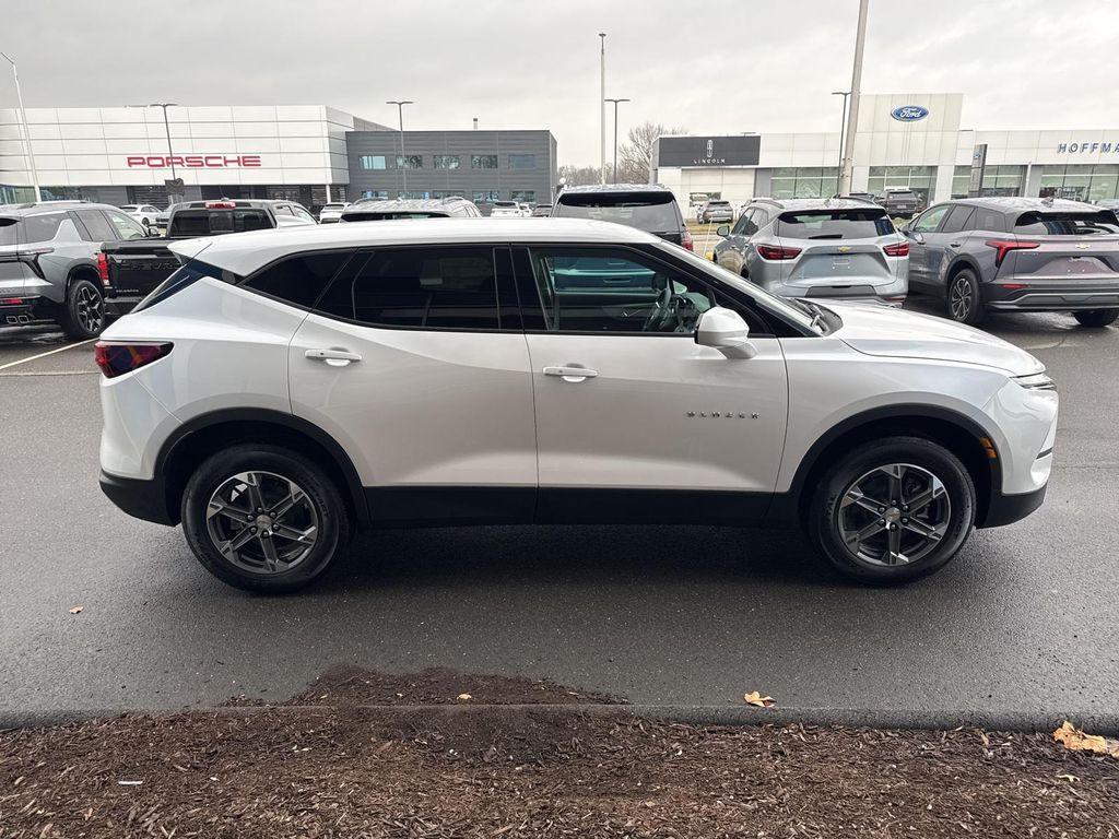 new 2025 Chevrolet Blazer car, priced at $37,105