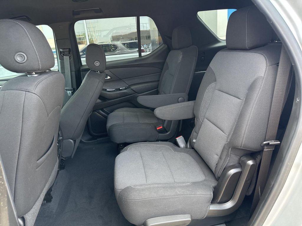 used 2022 Chevrolet Traverse car, priced at $21,915