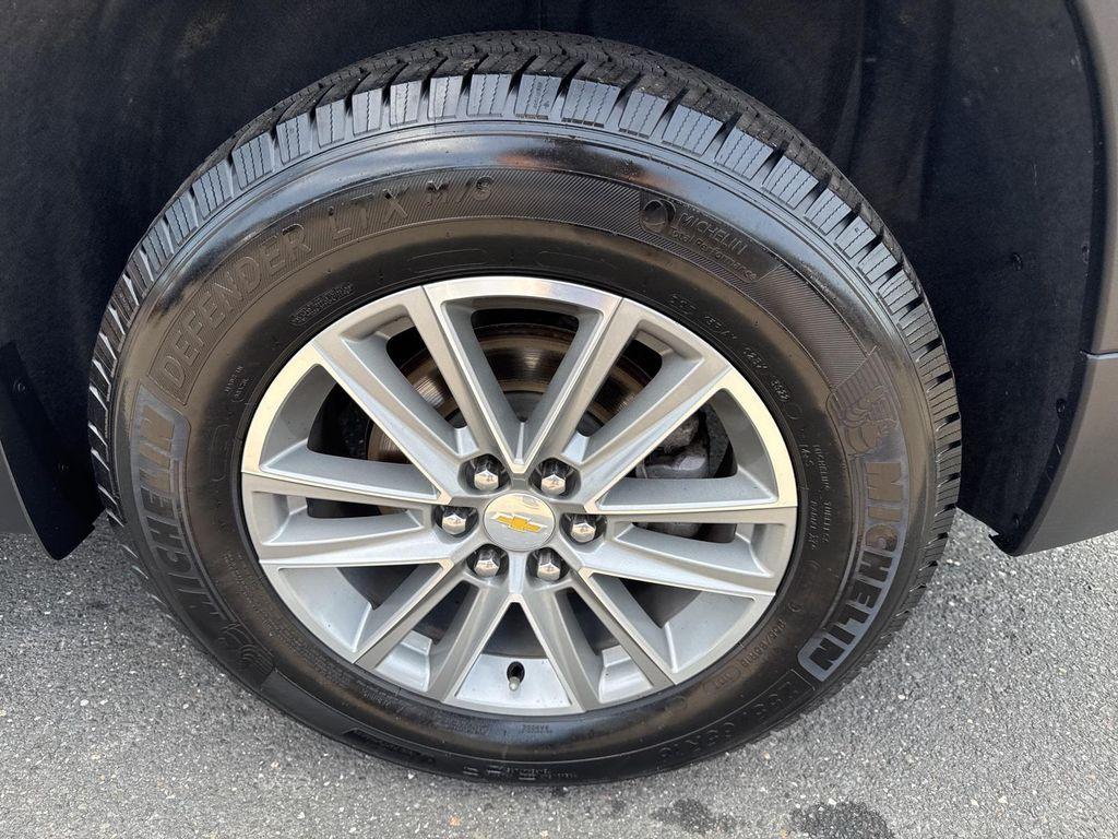 used 2022 Chevrolet Traverse car, priced at $21,915