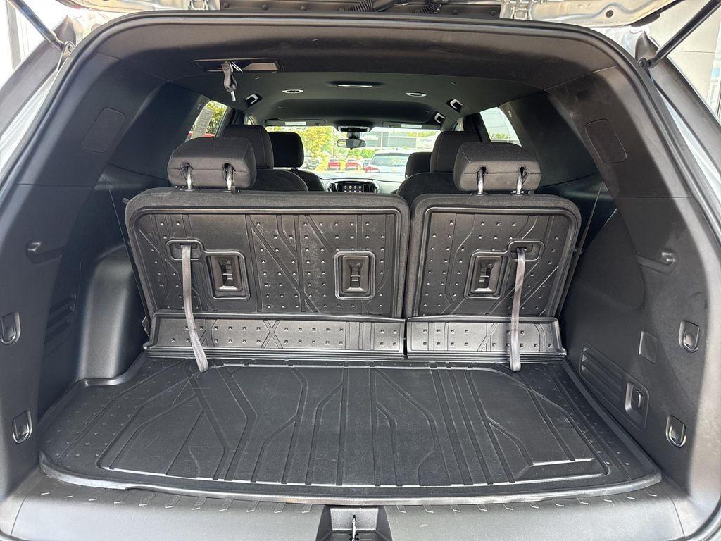 used 2022 Chevrolet Traverse car, priced at $21,915