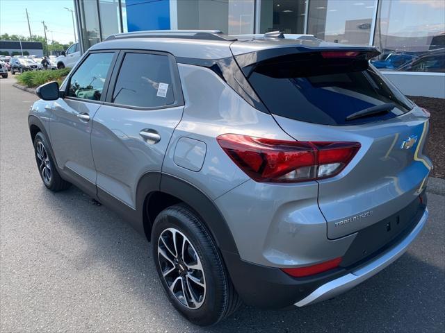 new 2025 Chevrolet TrailBlazer car, priced at $25,995