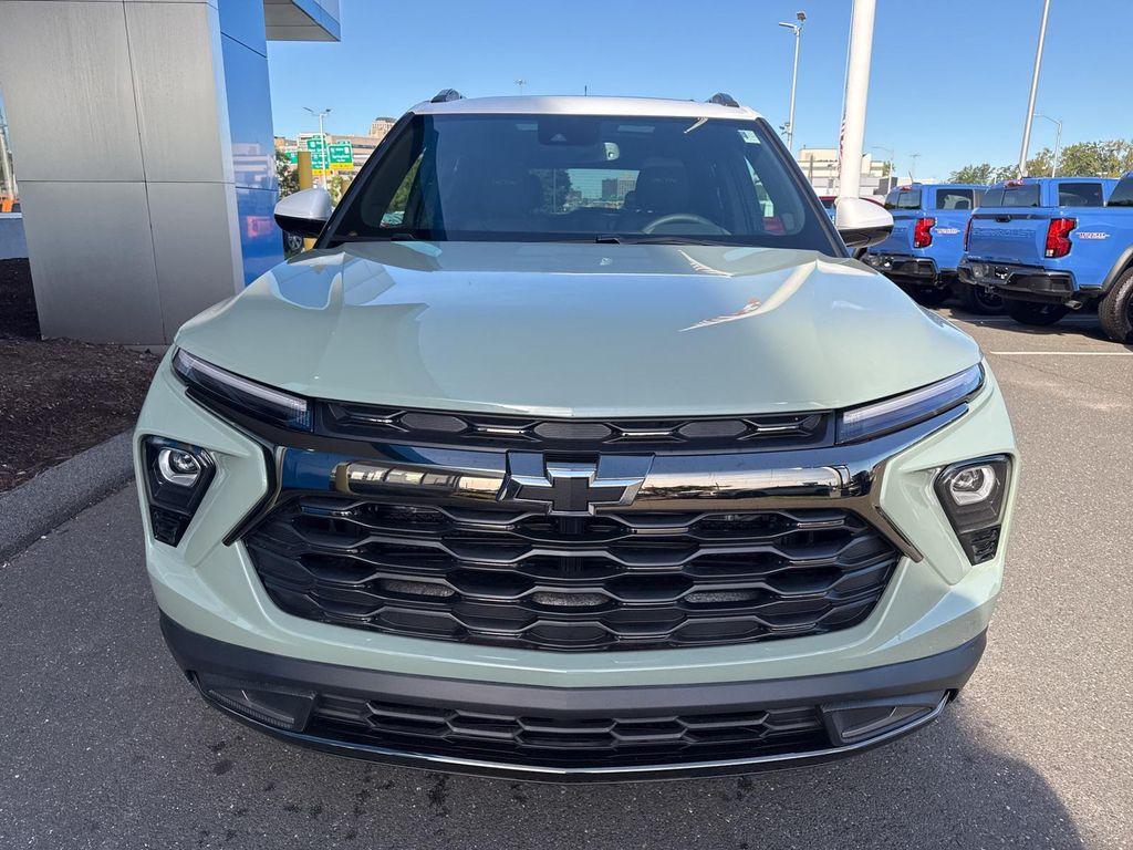 new 2025 Chevrolet TrailBlazer car, priced at $29,930