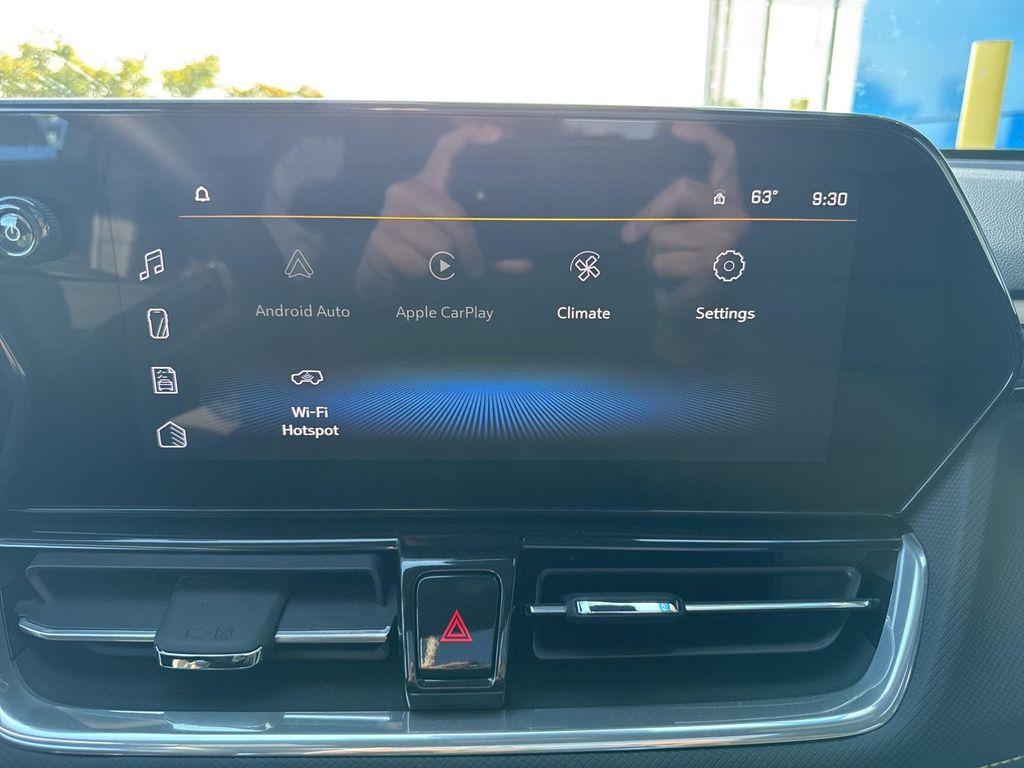 new 2025 Chevrolet TrailBlazer car, priced at $29,930