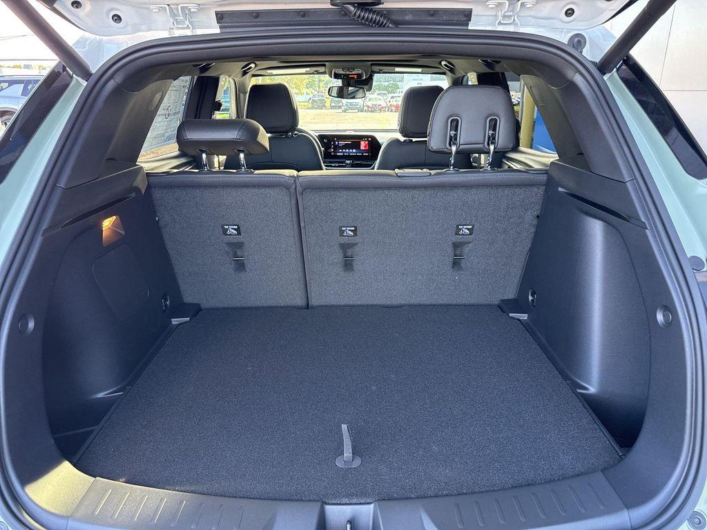 new 2025 Chevrolet TrailBlazer car, priced at $29,930