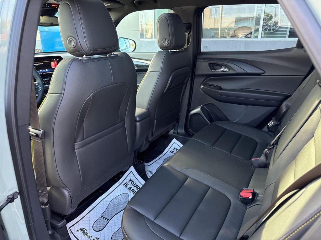 new 2025 Chevrolet TrailBlazer car, priced at $29,930