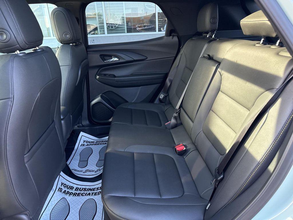 new 2025 Chevrolet TrailBlazer car, priced at $29,930