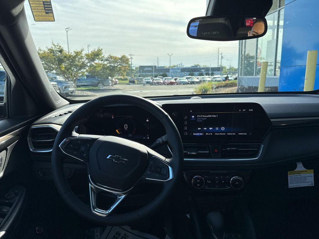 new 2025 Chevrolet TrailBlazer car, priced at $29,930