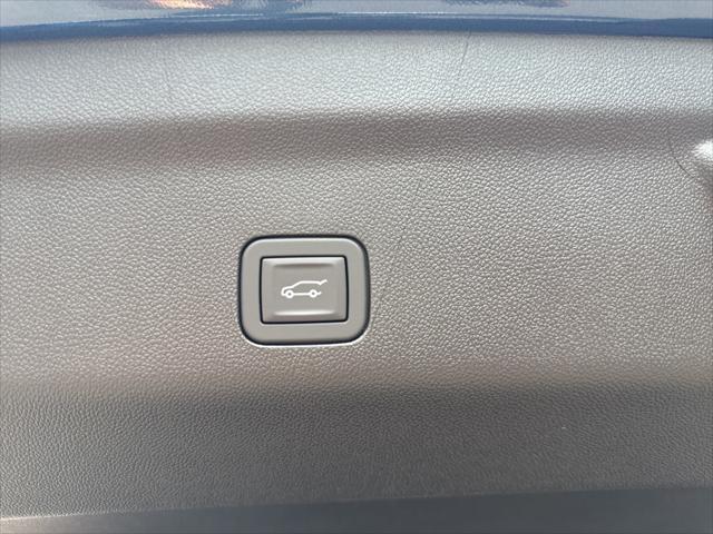 new 2025 Chevrolet Suburban car, priced at $79,885