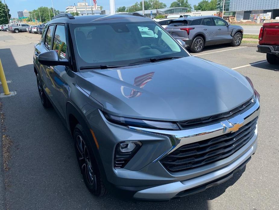 new 2025 Chevrolet TrailBlazer car, priced at $24,990