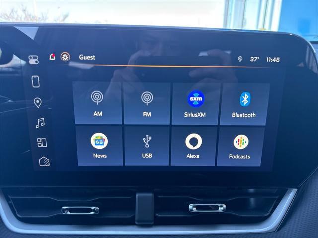 new 2026 Chevrolet Equinox car, priced at $27,990