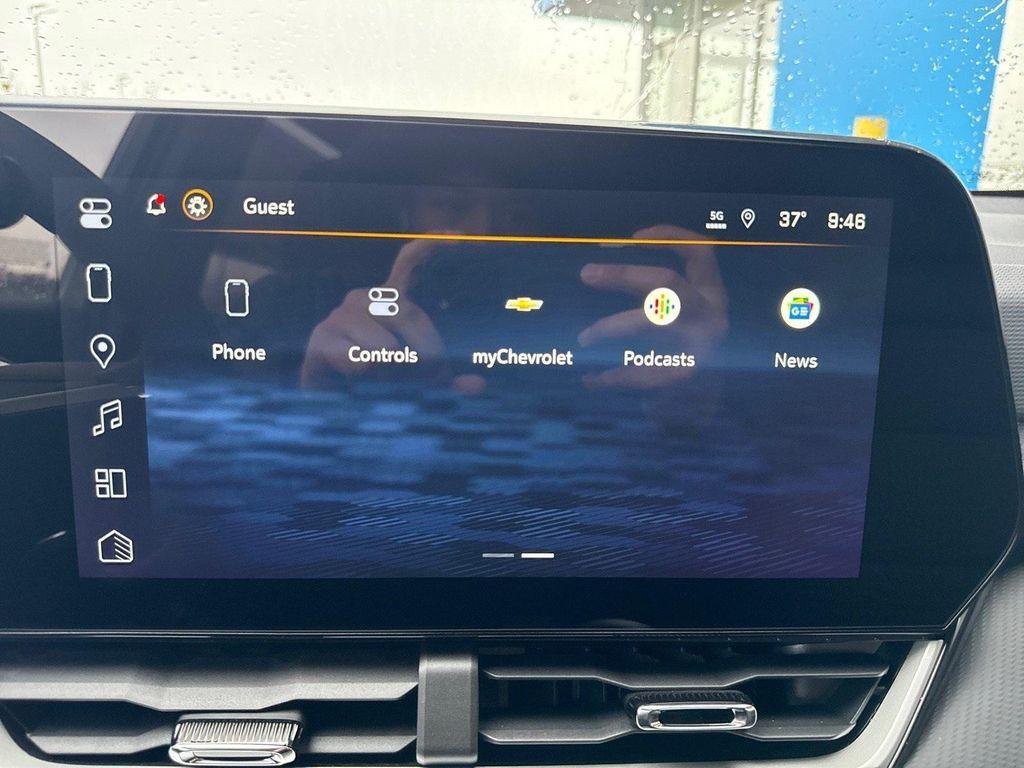 new 2026 Chevrolet Equinox car, priced at $27,795