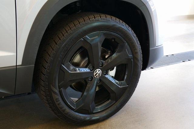 new 2025 Volkswagen Taos car, priced at $34,594
