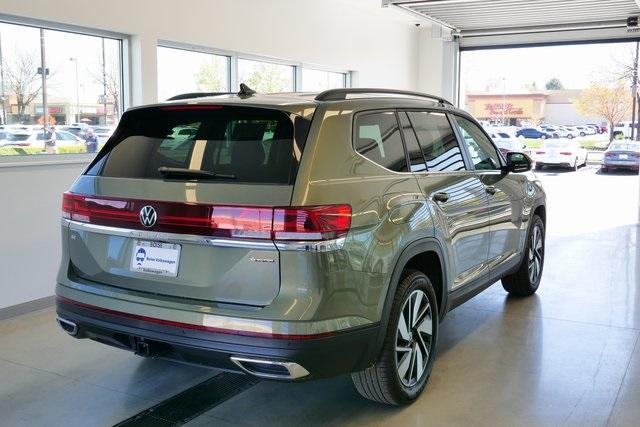 new 2025 Volkswagen Atlas car, priced at $44,311