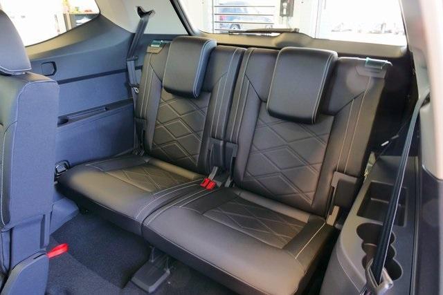 new 2025 Volkswagen Atlas car, priced at $44,311