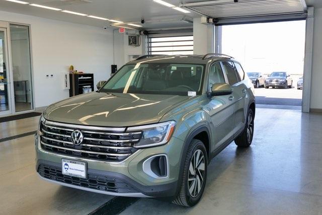 new 2025 Volkswagen Atlas car, priced at $44,311