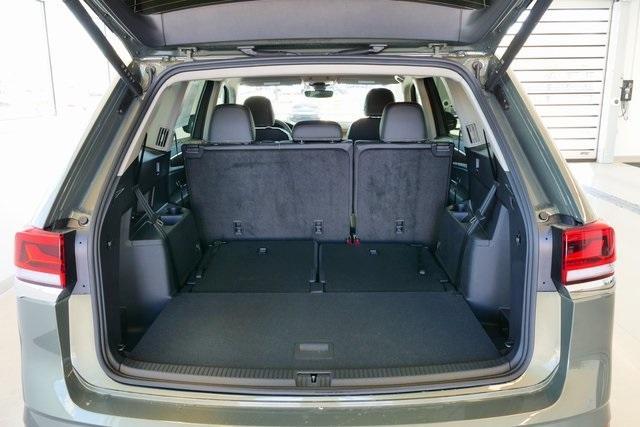 new 2025 Volkswagen Atlas car, priced at $44,311