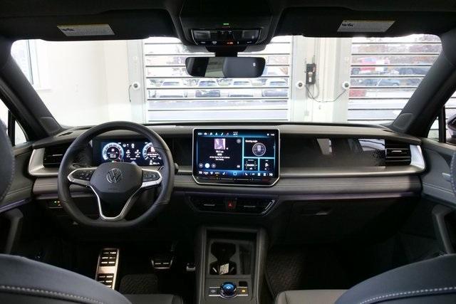 new 2025 Volkswagen Tiguan car, priced at $37,717