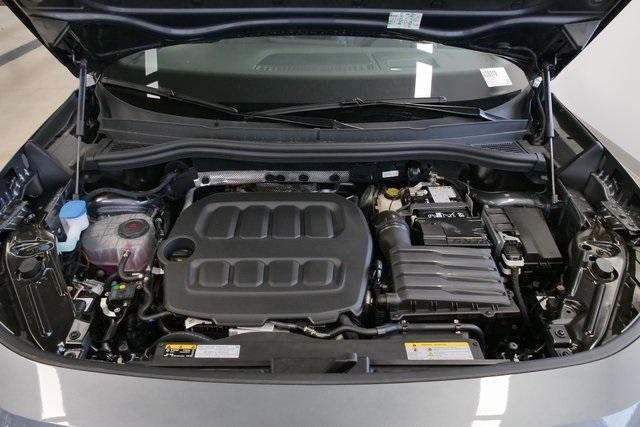 new 2025 Volkswagen Tiguan car, priced at $37,717