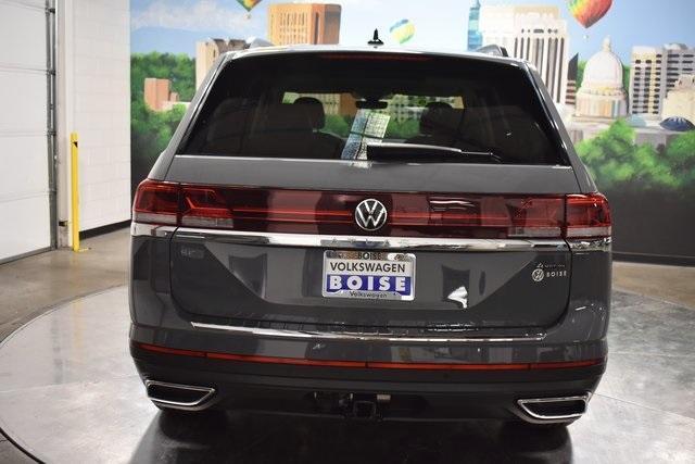 new 2025 Volkswagen Atlas car, priced at $48,925