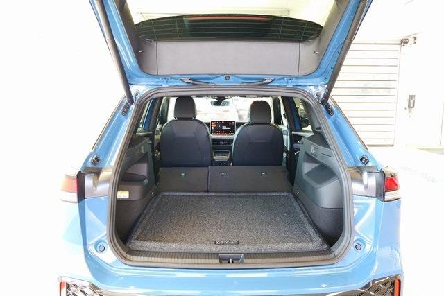new 2025 Volkswagen Tiguan car, priced at $39,241