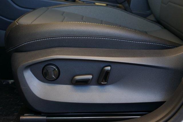 new 2025 Volkswagen Taos car, priced at $33,906