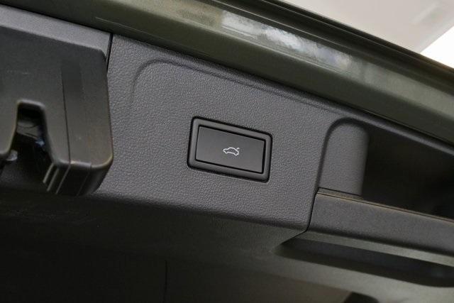 new 2026 Volkswagen Atlas car, priced at $49,335