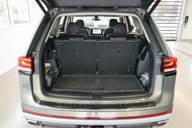 new 2026 Volkswagen Atlas car, priced at $49,335