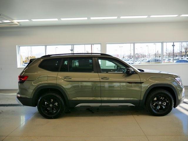 new 2025 Volkswagen Atlas car, priced at $48,775