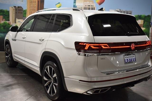 new 2025 Volkswagen Atlas car, priced at $57,164