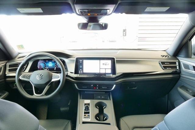 new 2025 Volkswagen Atlas Cross Sport car, priced at $39,923